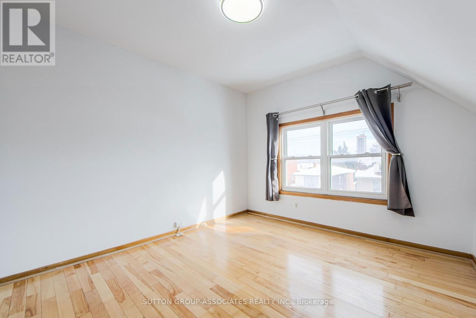 50 LAPPIN AVENUE Image 22