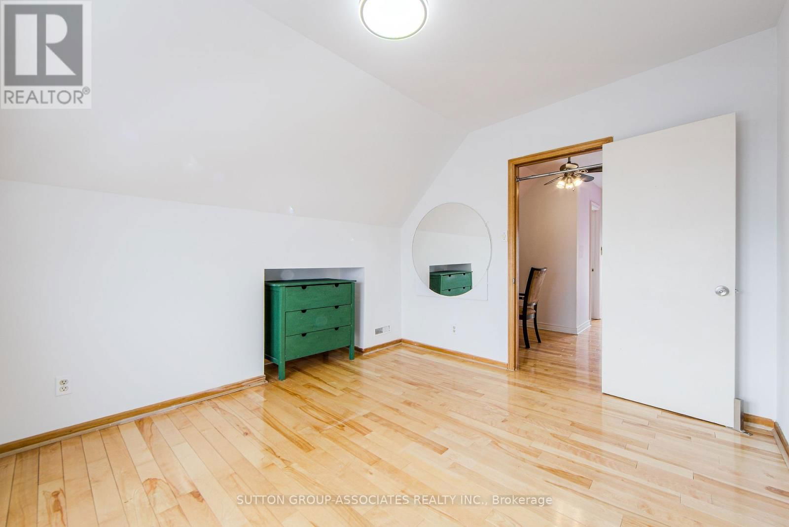 50 LAPPIN AVENUE Image 23