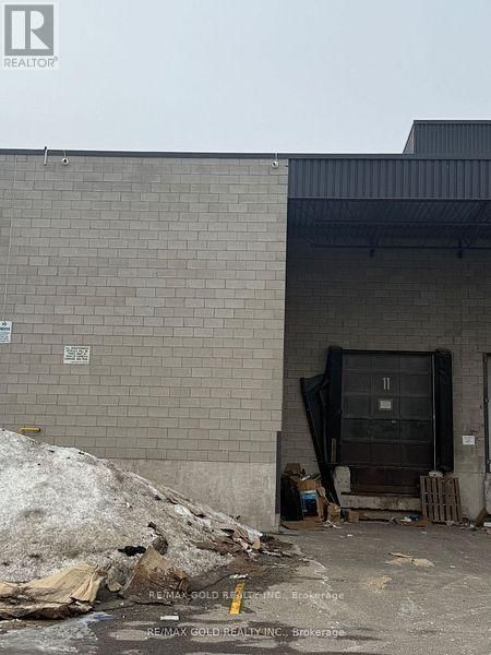 11 - 2074 STEELES AVENUE EAST Image 6