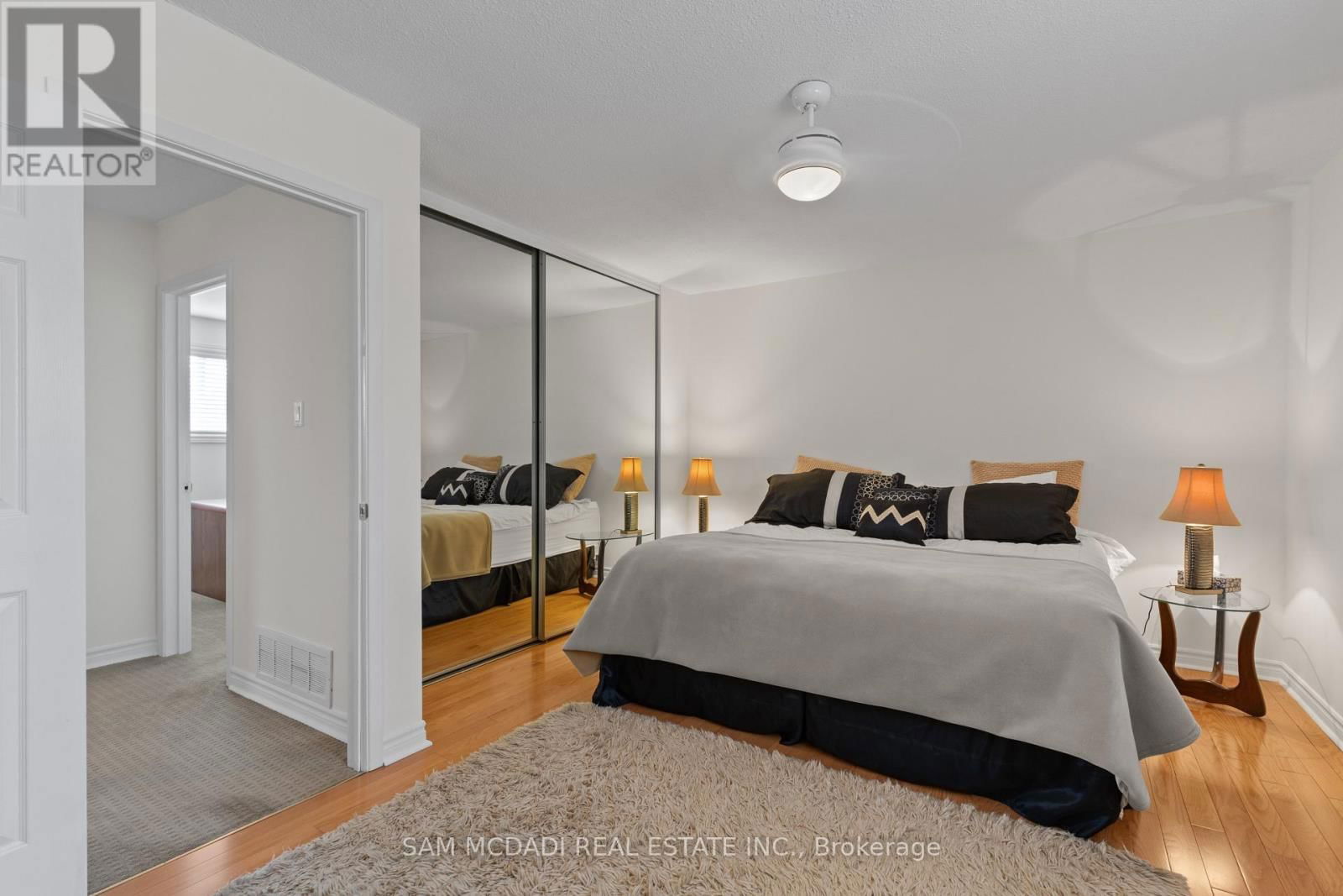 44 MADRID CRESCENT Image 15