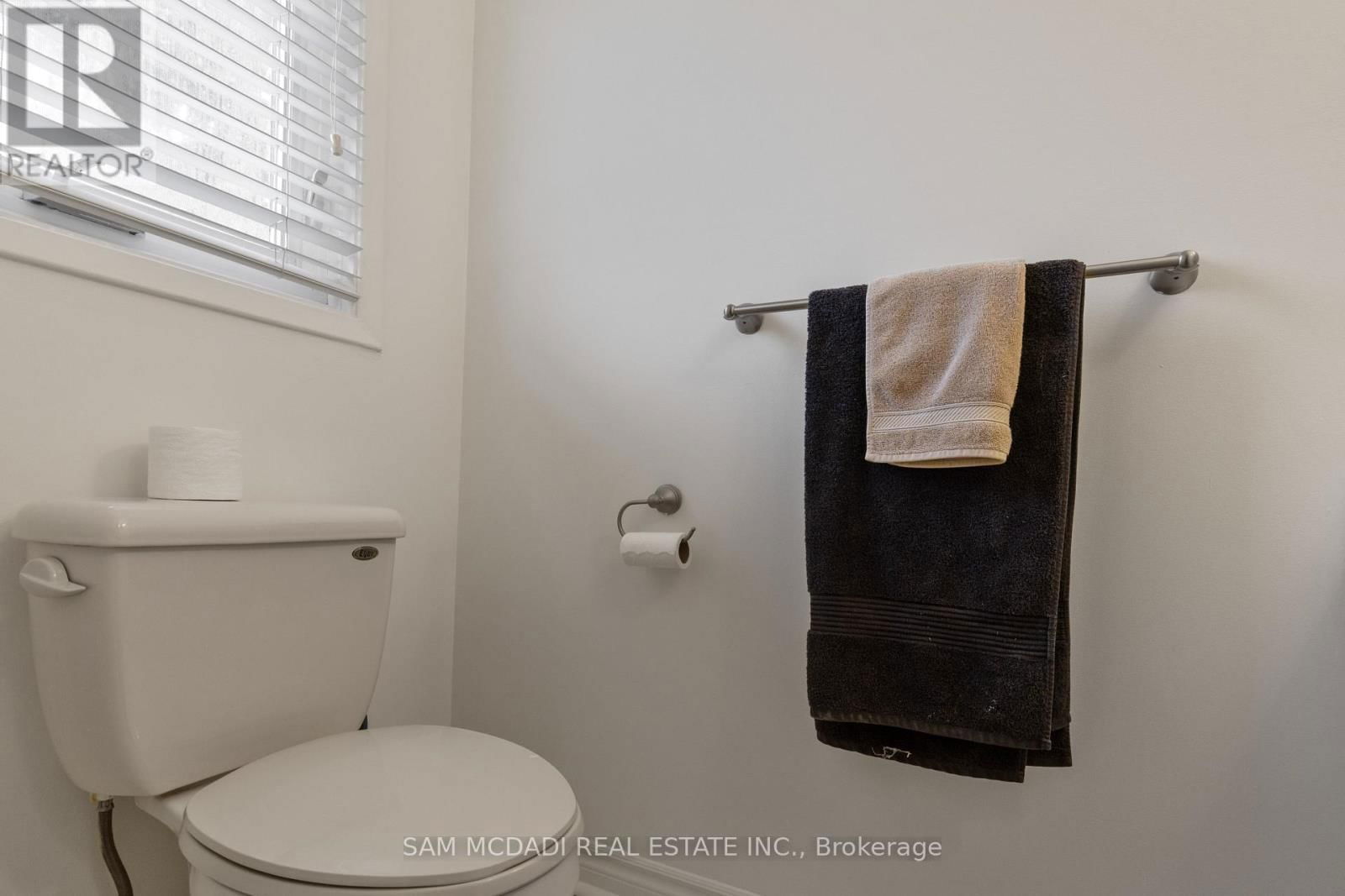 44 MADRID CRESCENT Image 18