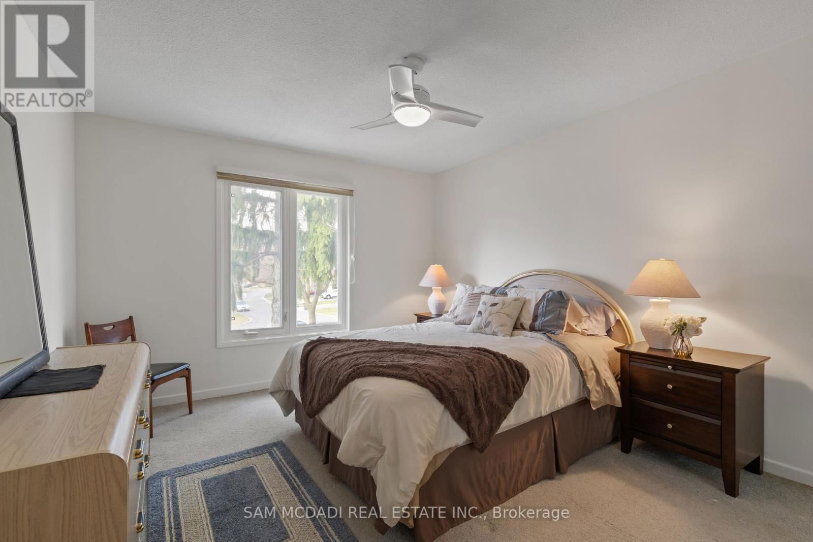 44 MADRID CRESCENT Image 19