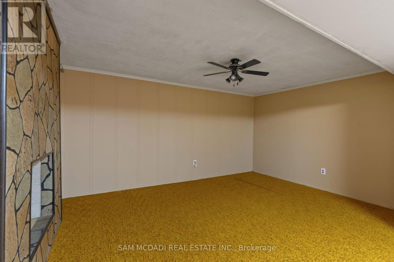 44 MADRID CRESCENT Image 28