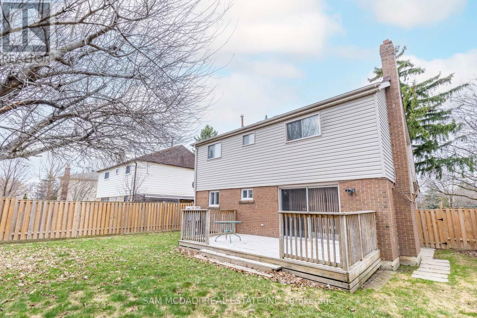44 MADRID CRESCENT Image 34