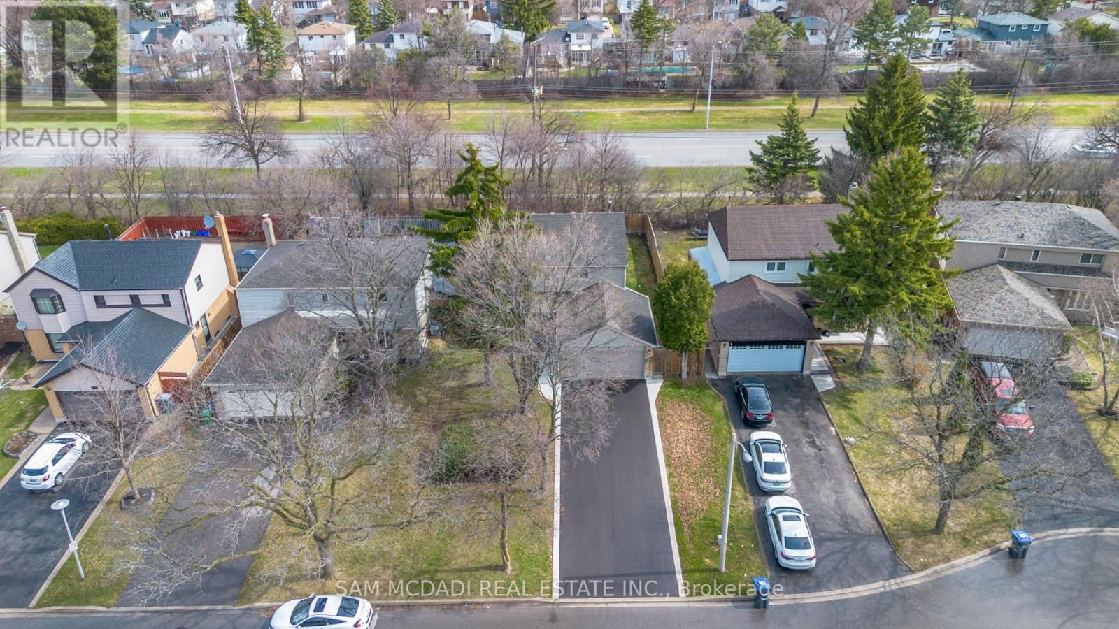44 MADRID CRESCENT Image 38