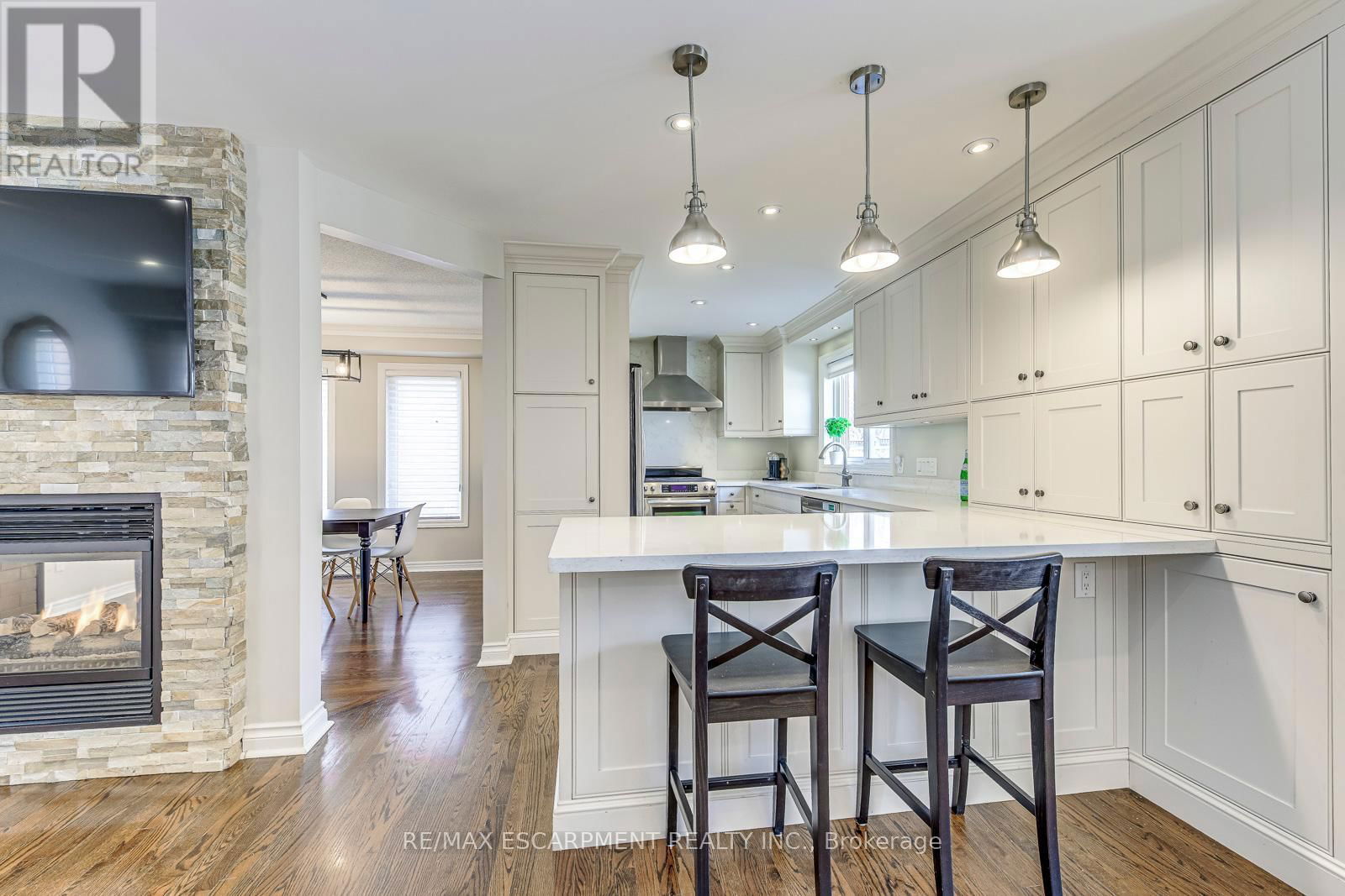 2375 ENNERDALE ROAD Image 16
