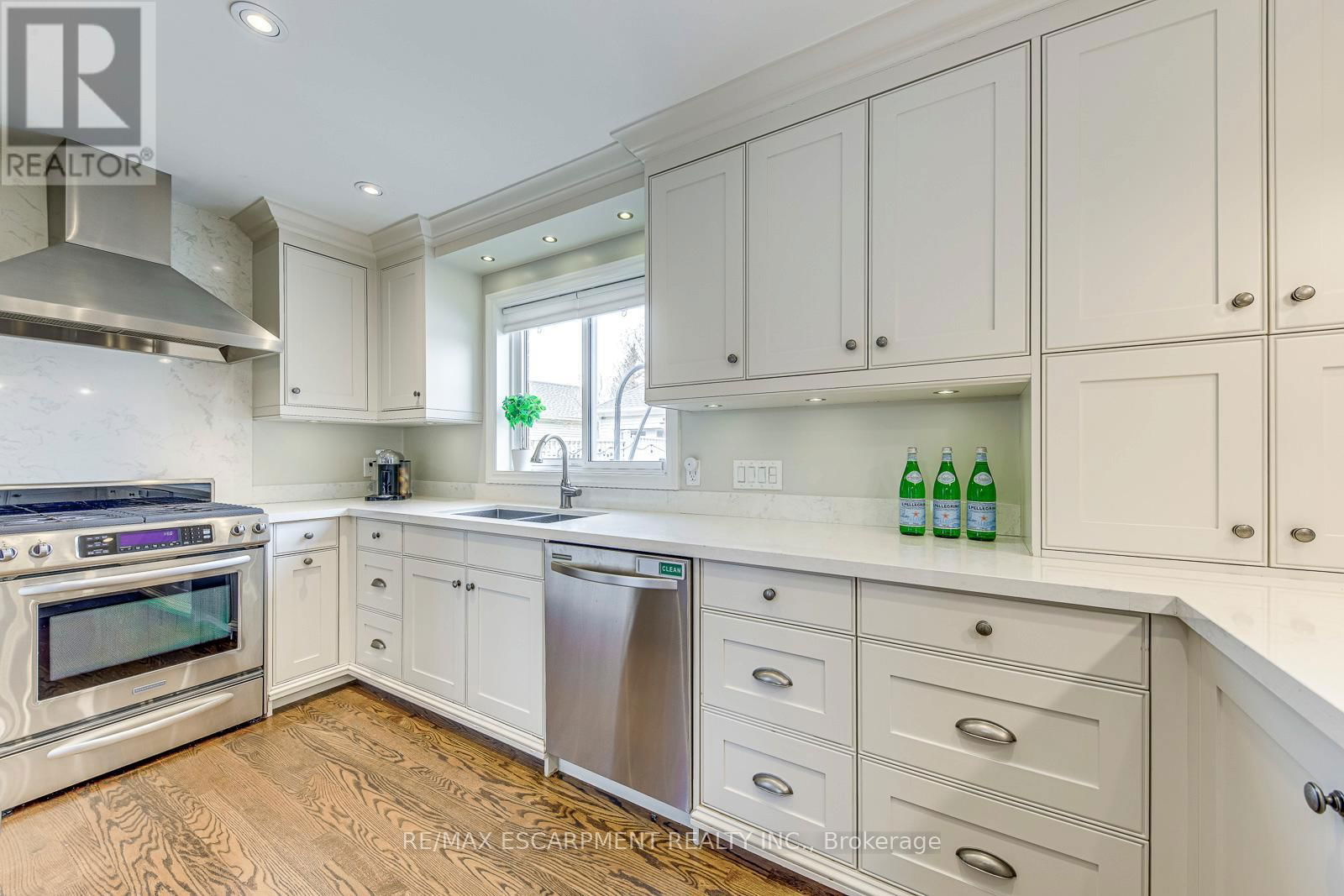 2375 ENNERDALE ROAD Image 17
