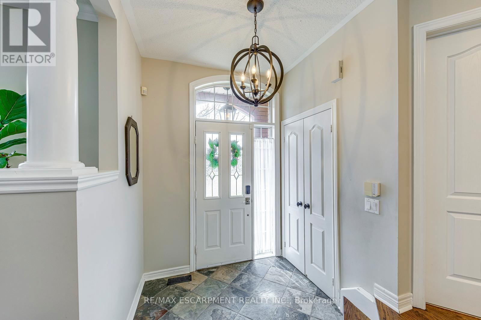 2375 ENNERDALE ROAD Image 2