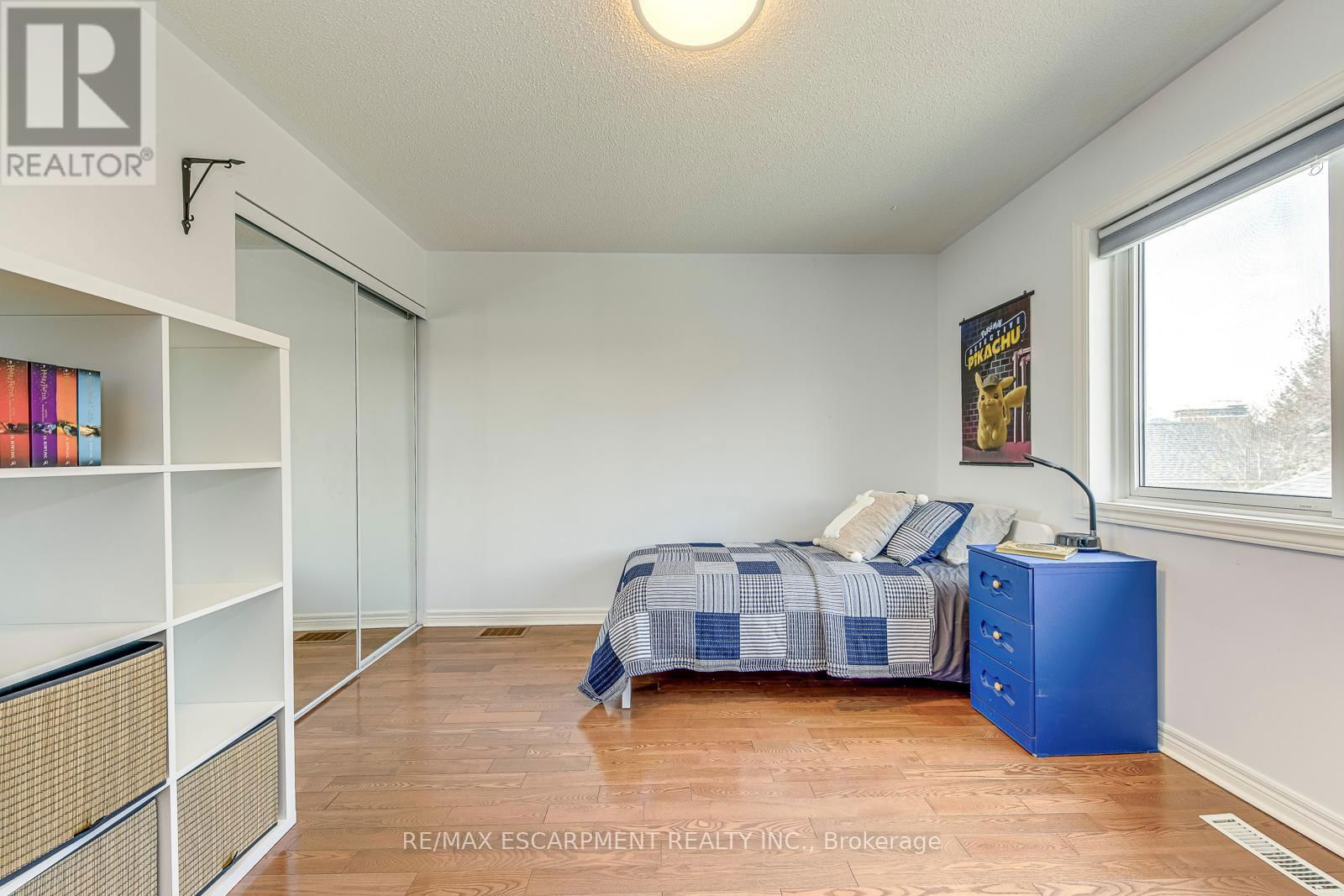 2375 ENNERDALE ROAD Image 30