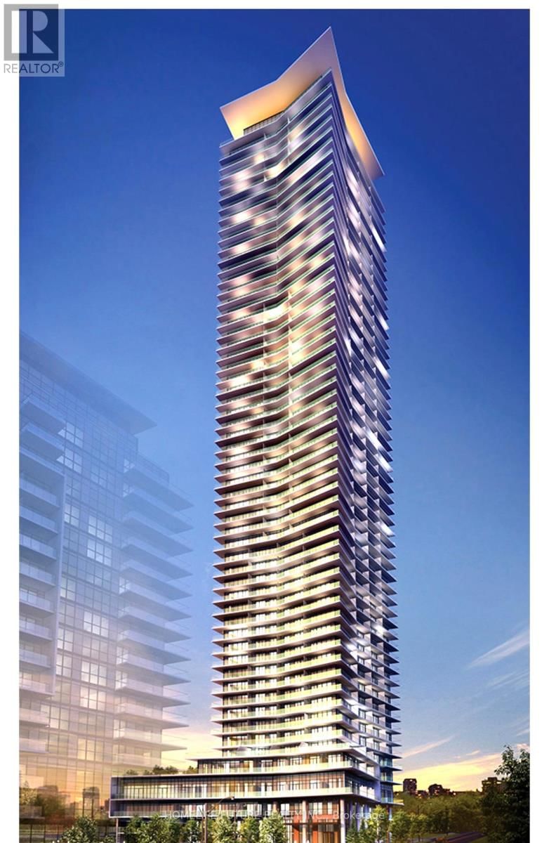 2905 - 38 ANNIE CRAIG DRIVE Image 1