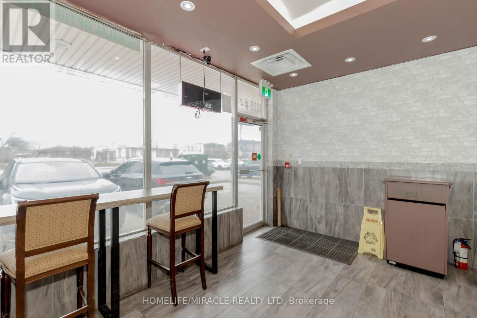 3005 ISLINGTON AVENUE Image 10