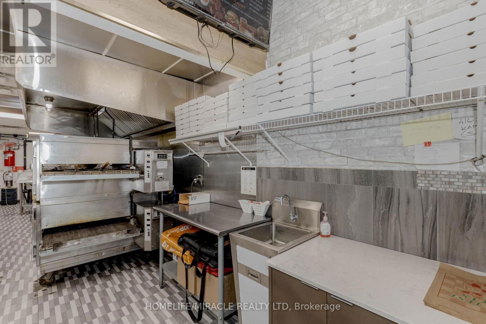 3005 ISLINGTON AVENUE Image 21