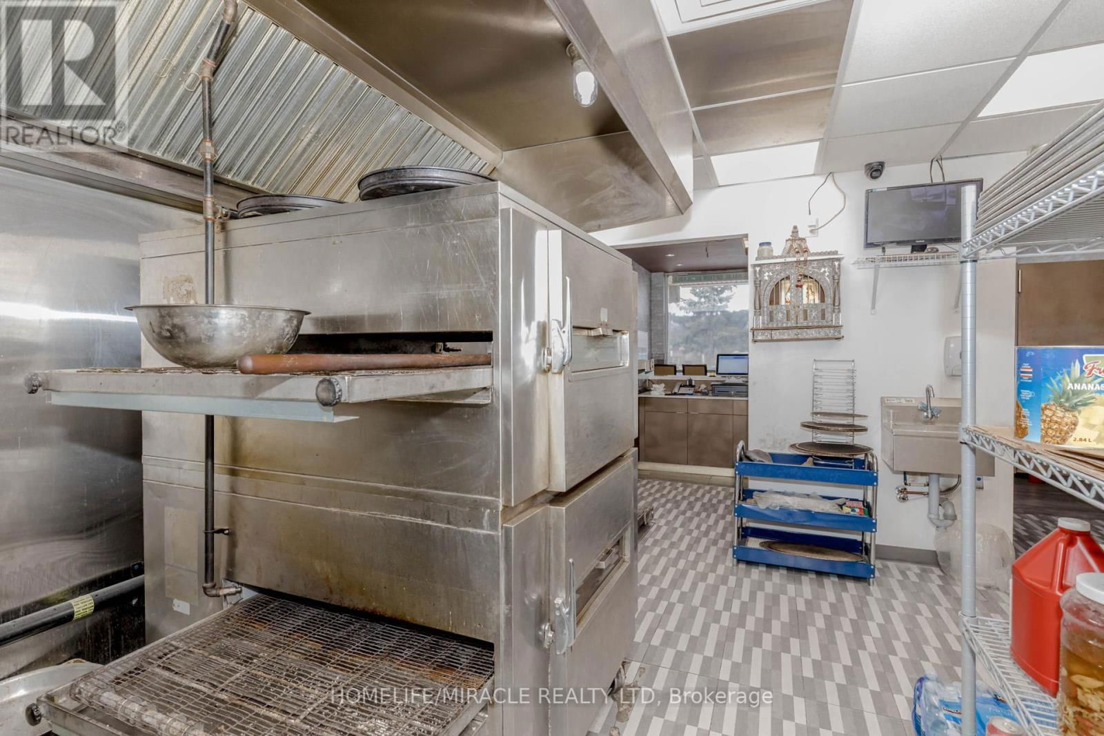 3005 ISLINGTON AVENUE Image 27