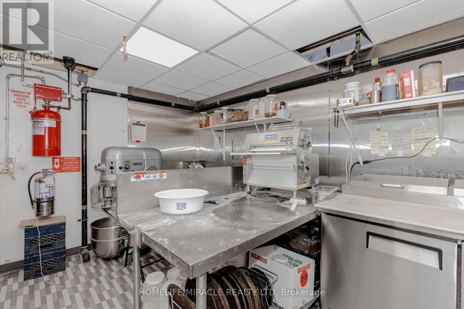 3005 ISLINGTON AVENUE Image 34