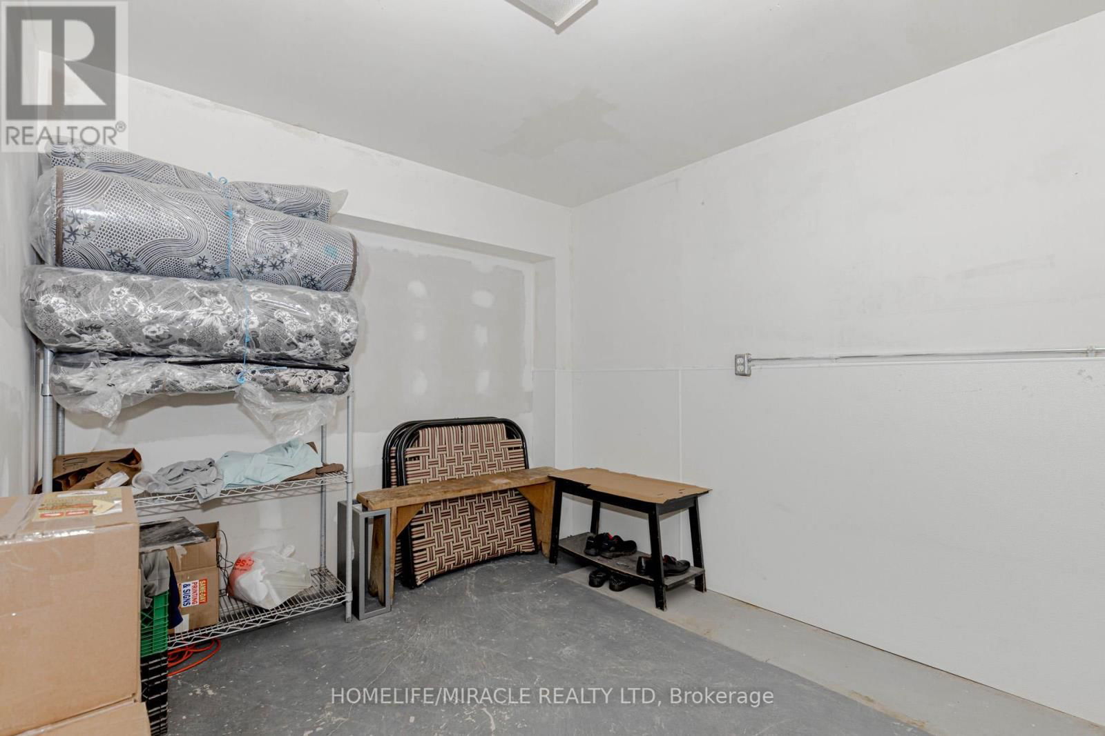 3005 ISLINGTON AVENUE Image 40