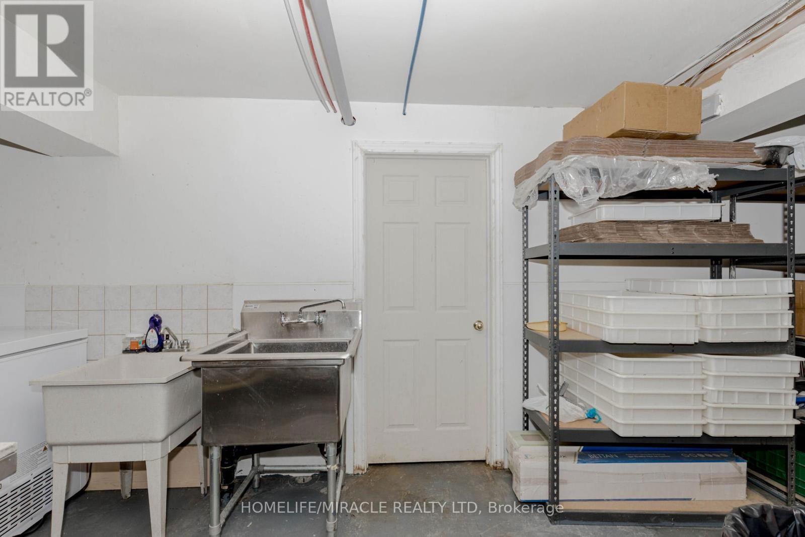 3005 ISLINGTON AVENUE Image 44