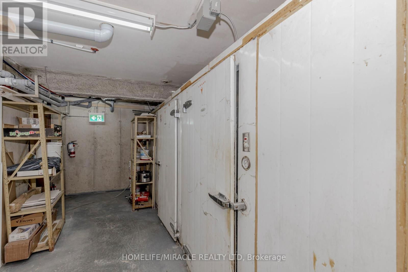 3005 ISLINGTON AVENUE Image 45