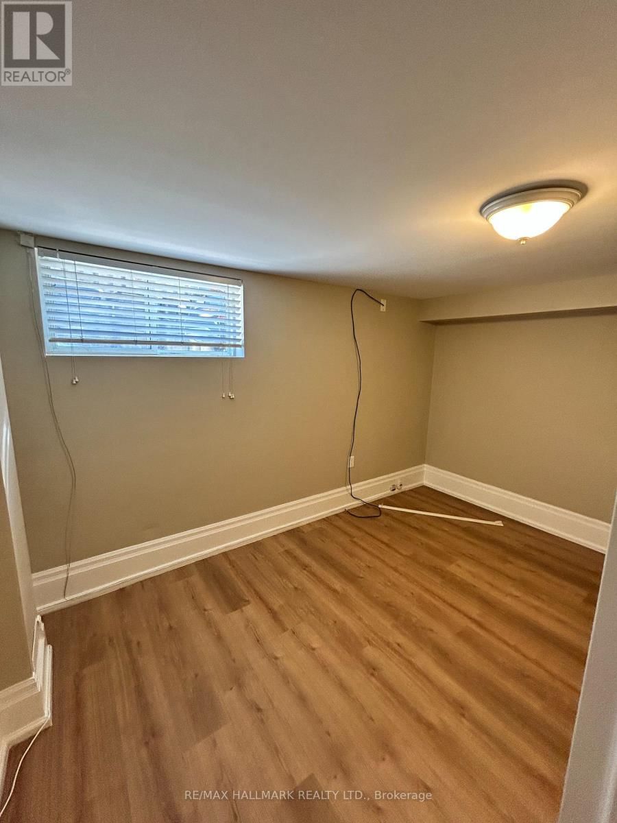Lower - 63 LOCKERBIE AVENUE Image 18