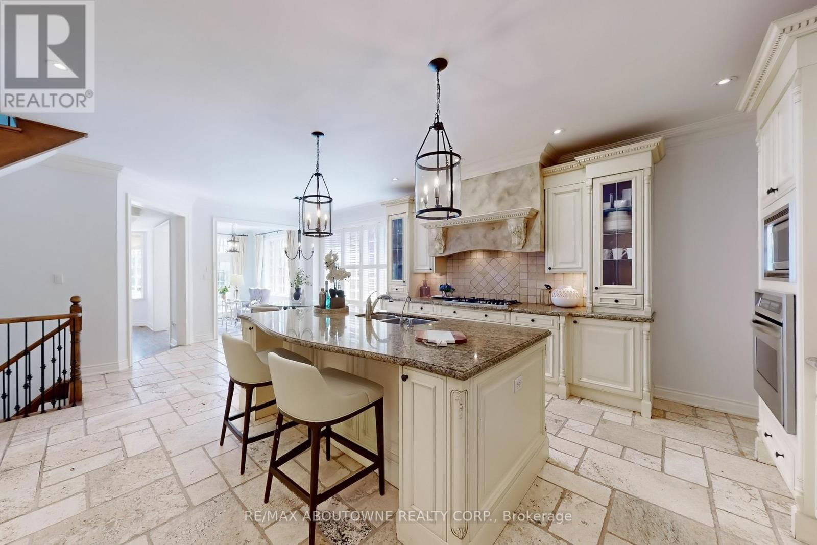 1175 RIVERBANK WAY Image 17