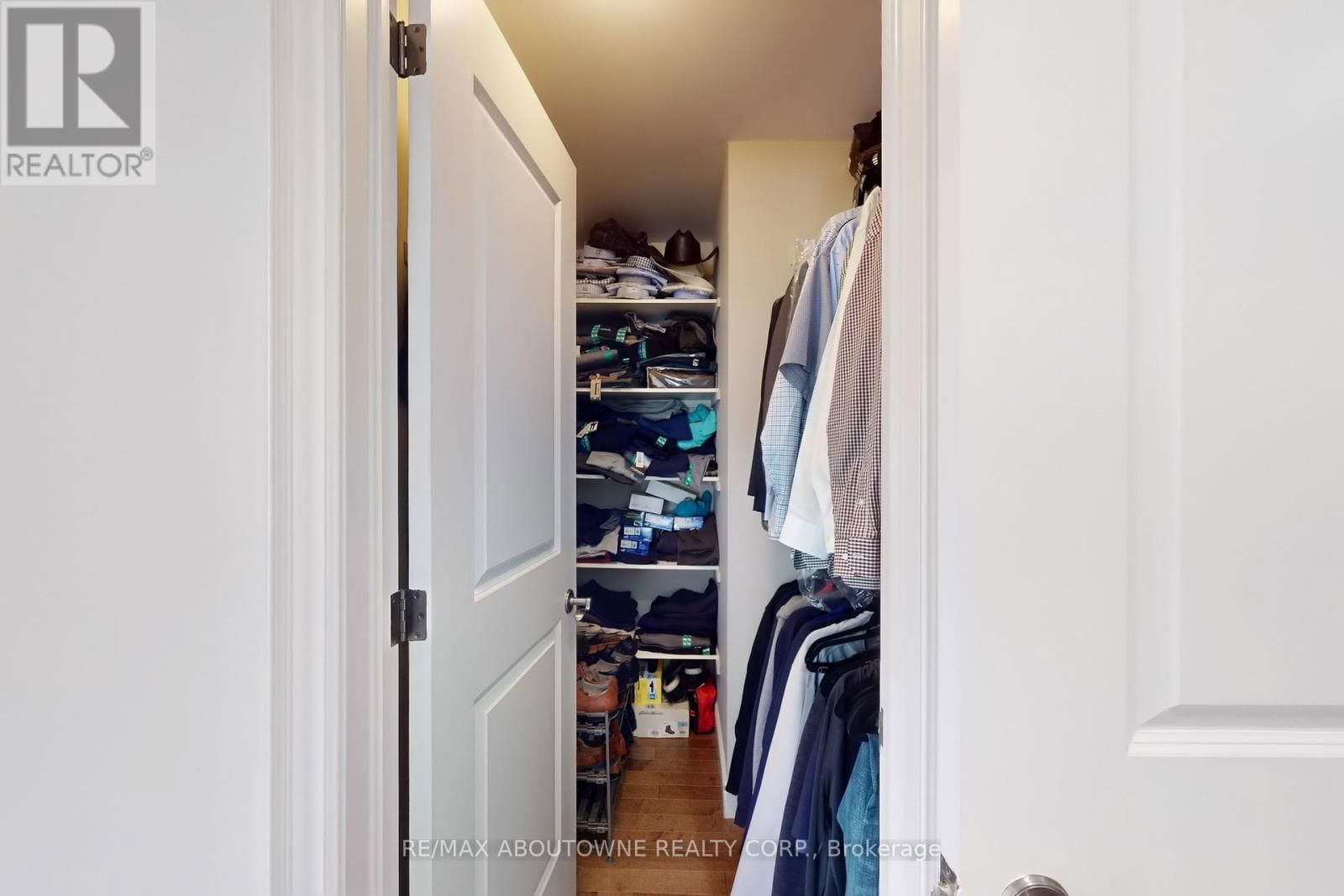 1175 RIVERBANK WAY Image 28