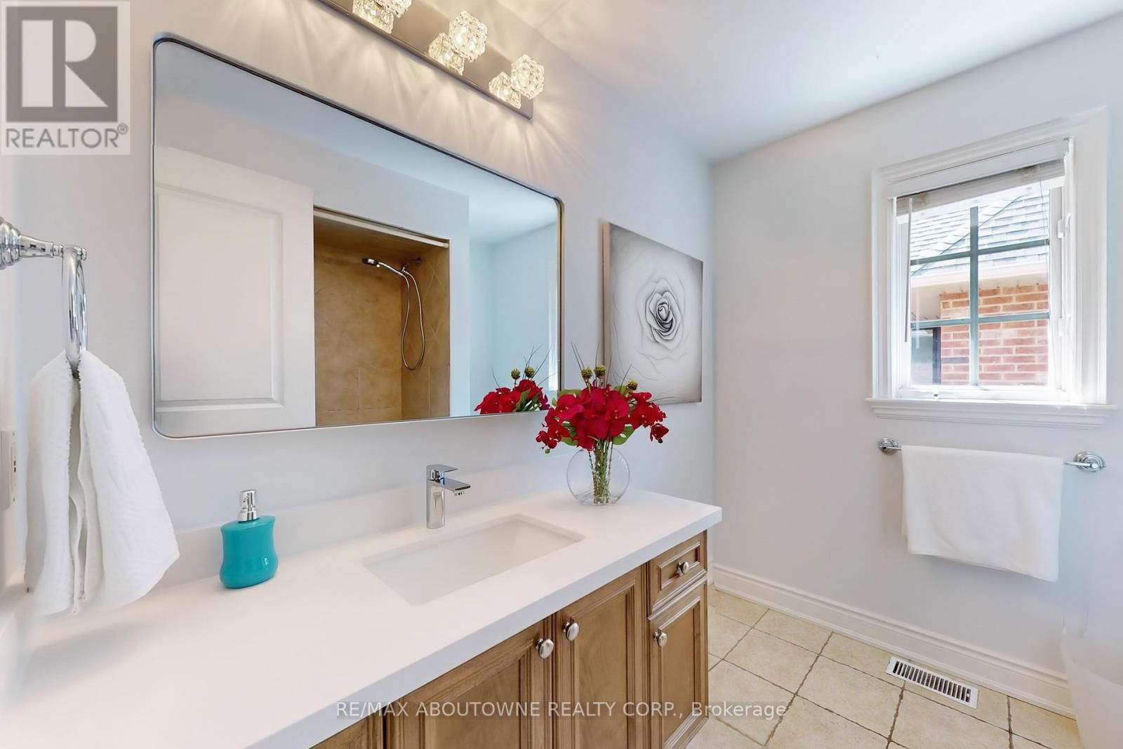 1175 RIVERBANK WAY Image 36