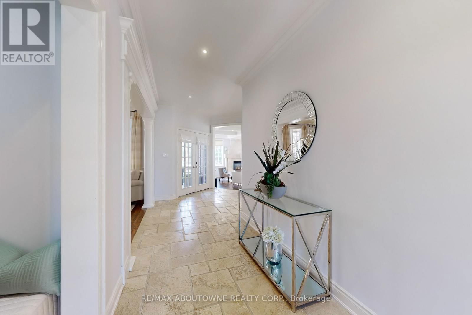 1175 RIVERBANK WAY Image 4