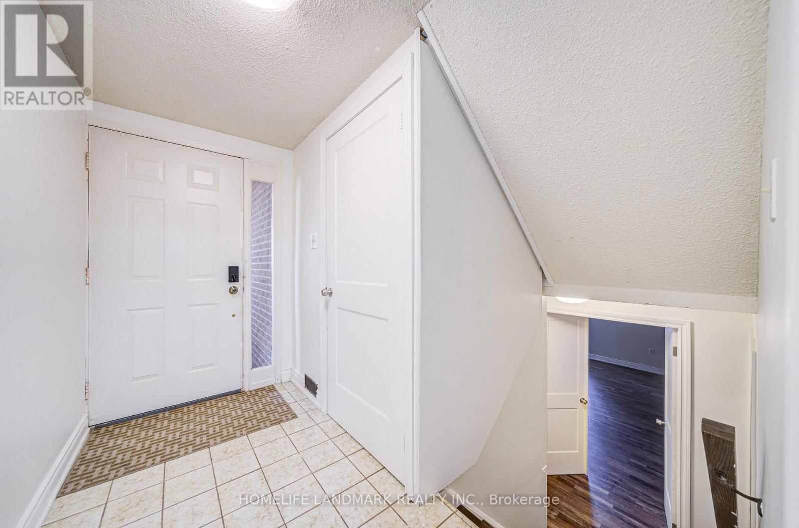 4097 QUAKER HILL DRIVE Image 5