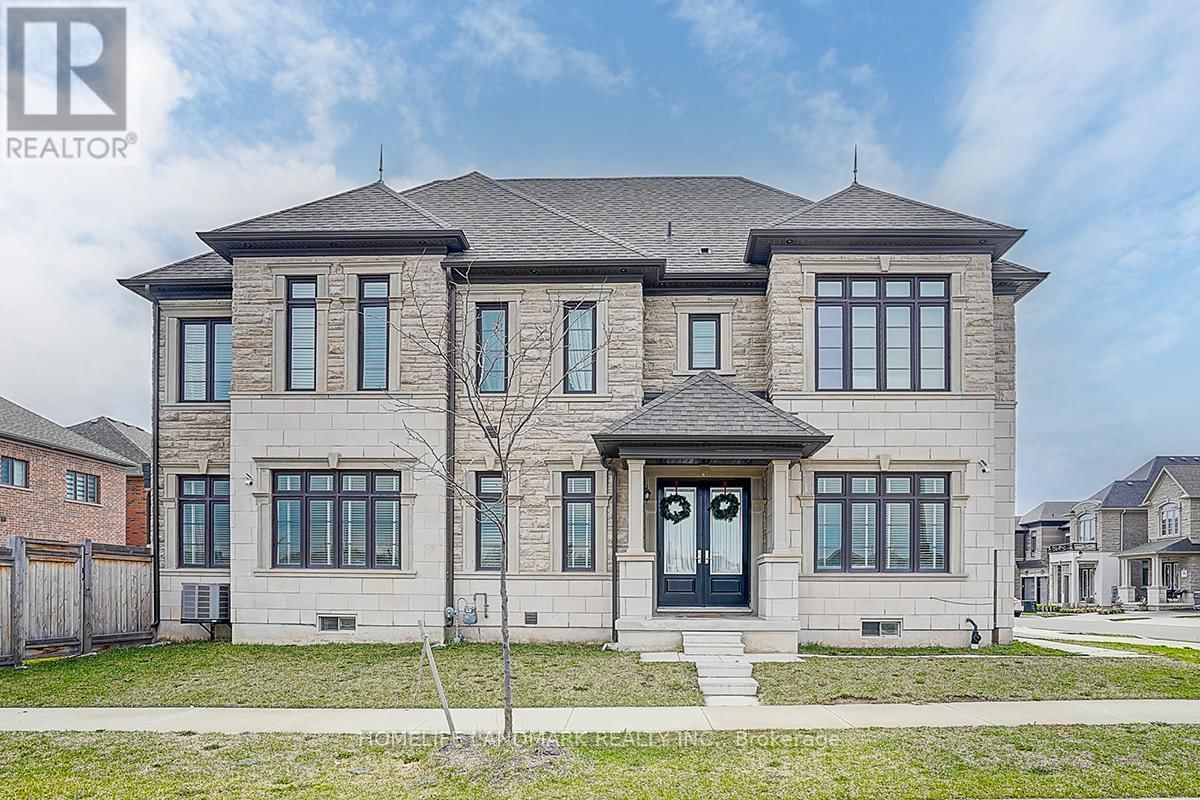 1301 FELICITY GARDENS Image 1