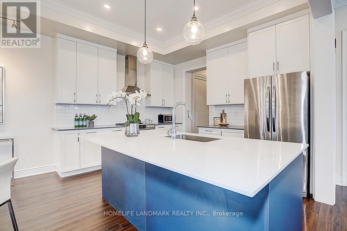 1301 FELICITY GARDENS Image 22