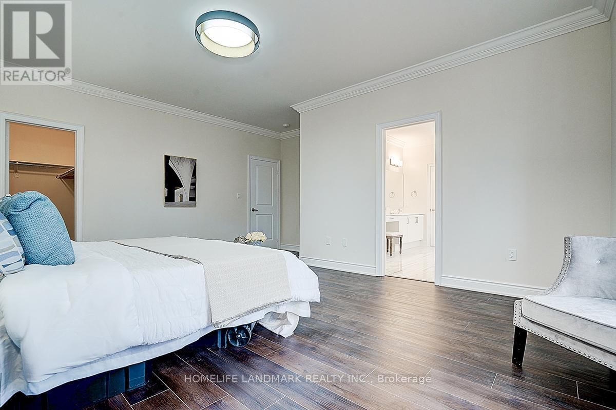 1301 FELICITY GARDENS Image 31