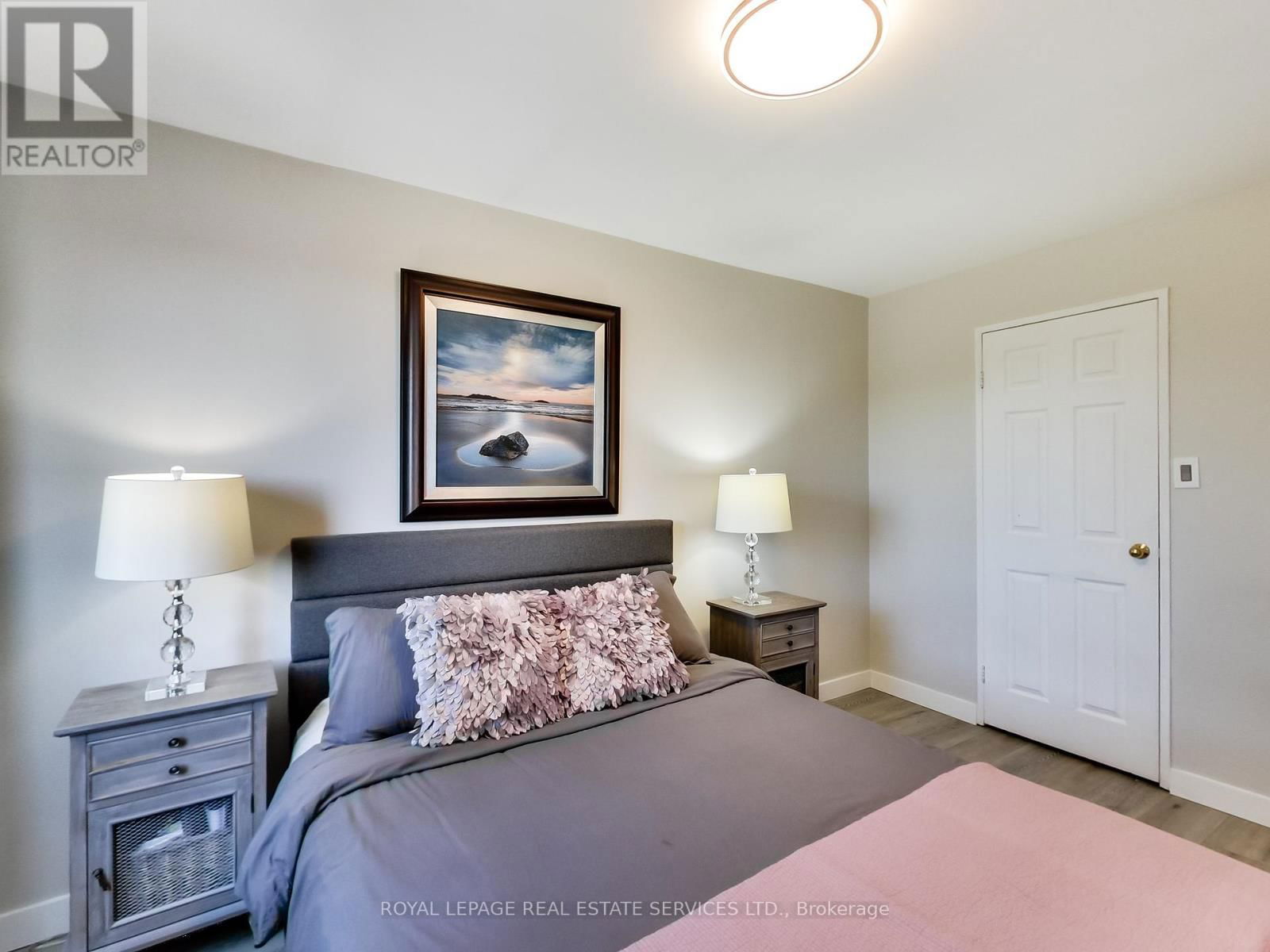 5 - 1008 FALGARWOOD DRIVE Image 37