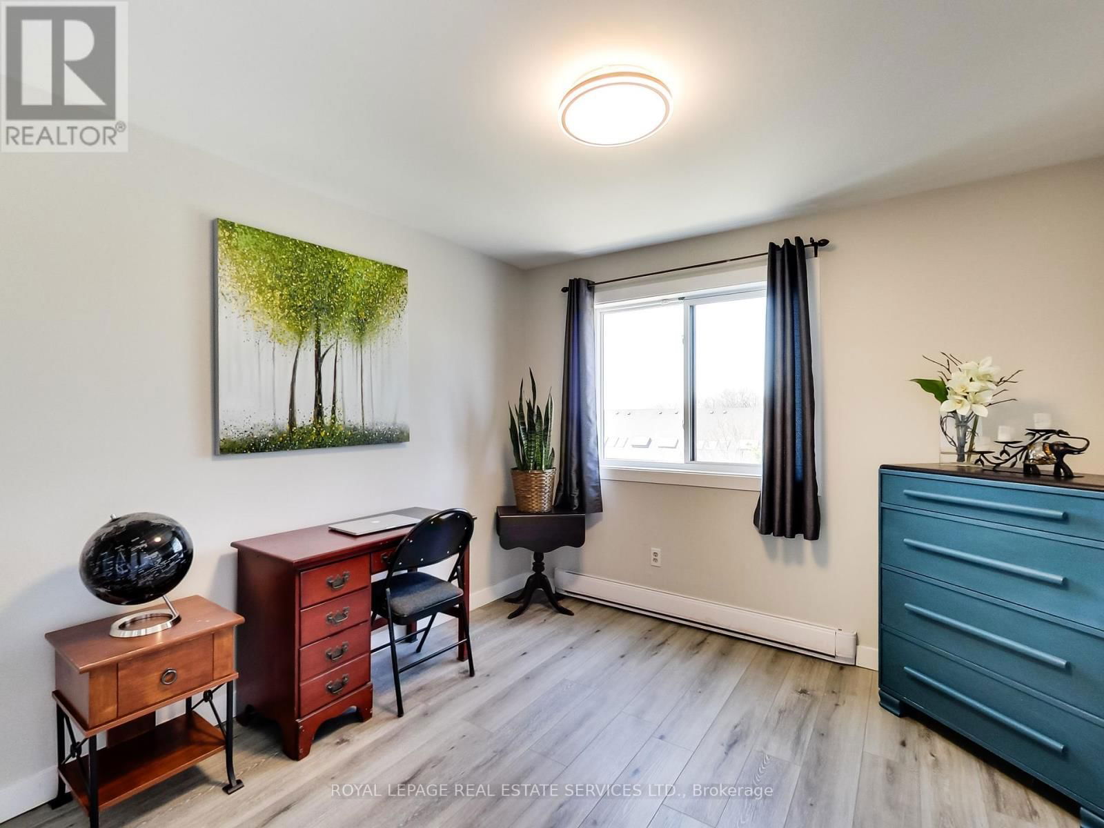 5 - 1008 FALGARWOOD DRIVE Image 38