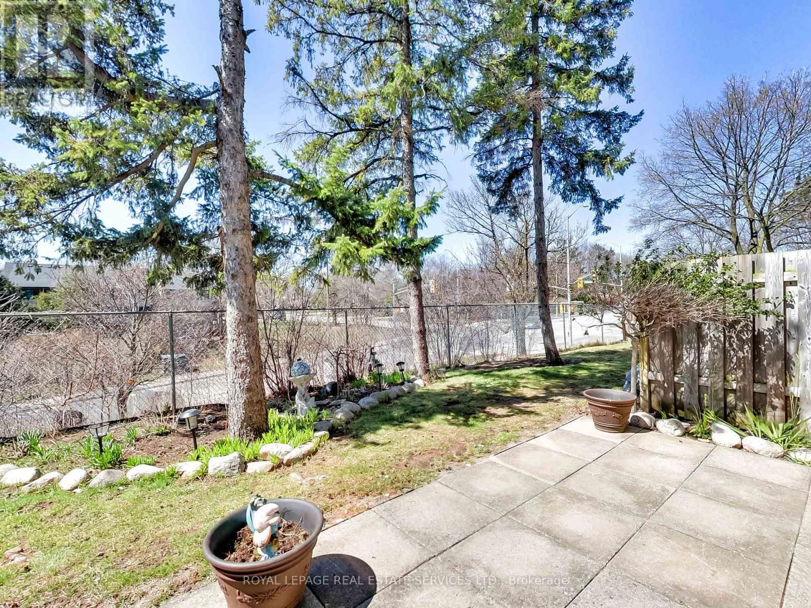 5 - 1008 FALGARWOOD DRIVE Image 47