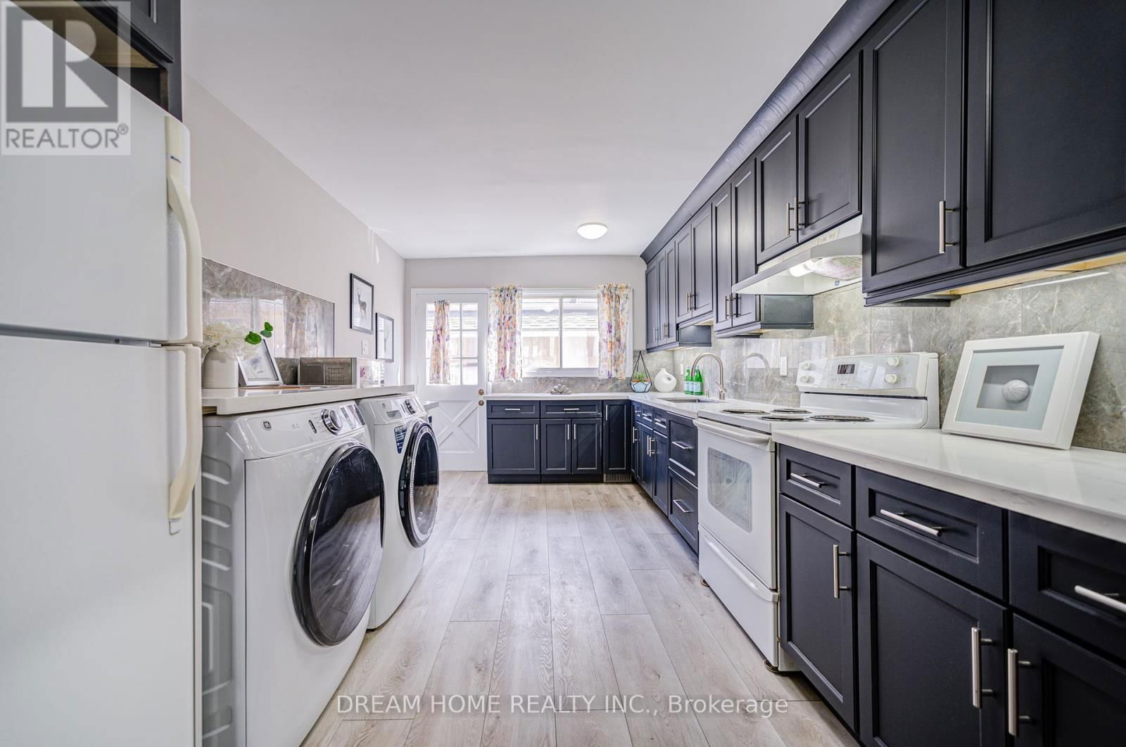 1323 SHAMIR CRESCENT Image 13