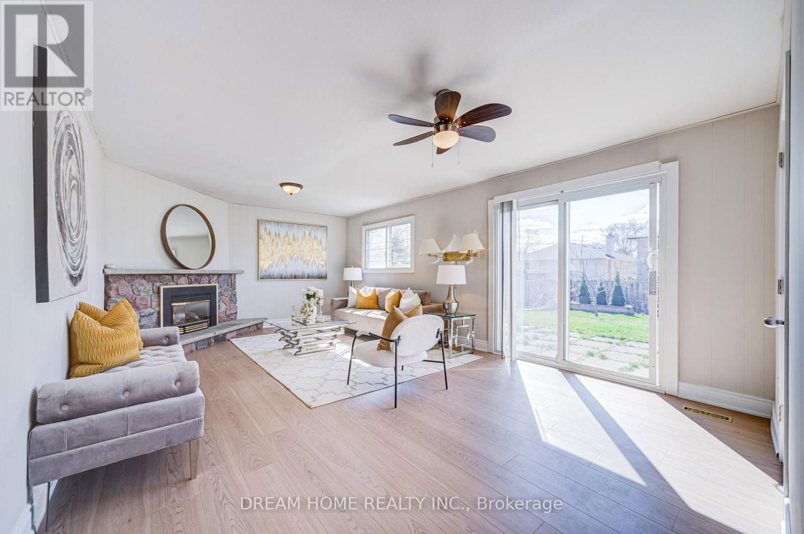 1323 SHAMIR CRESCENT Image 18