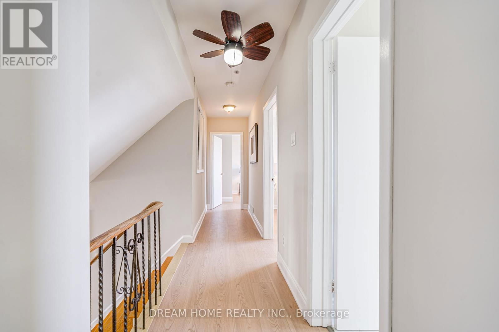 1323 SHAMIR CRESCENT Image 24