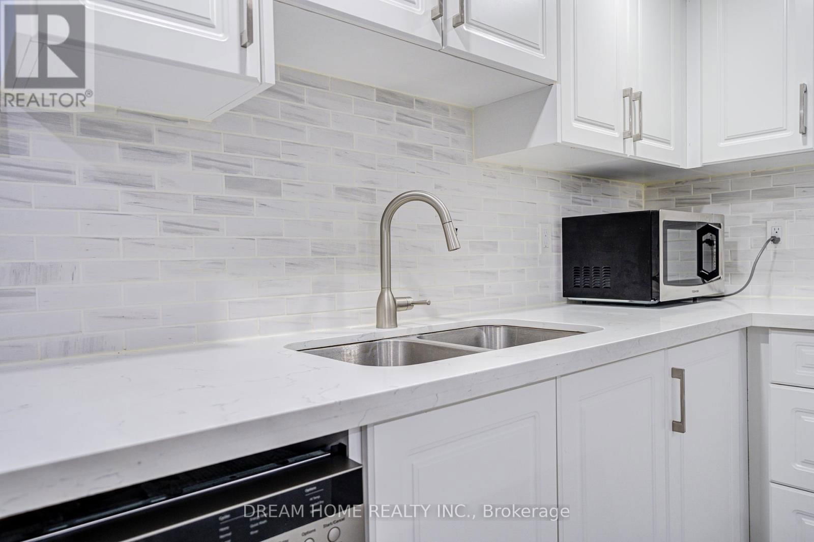 1323 SHAMIR CRESCENT Image 43