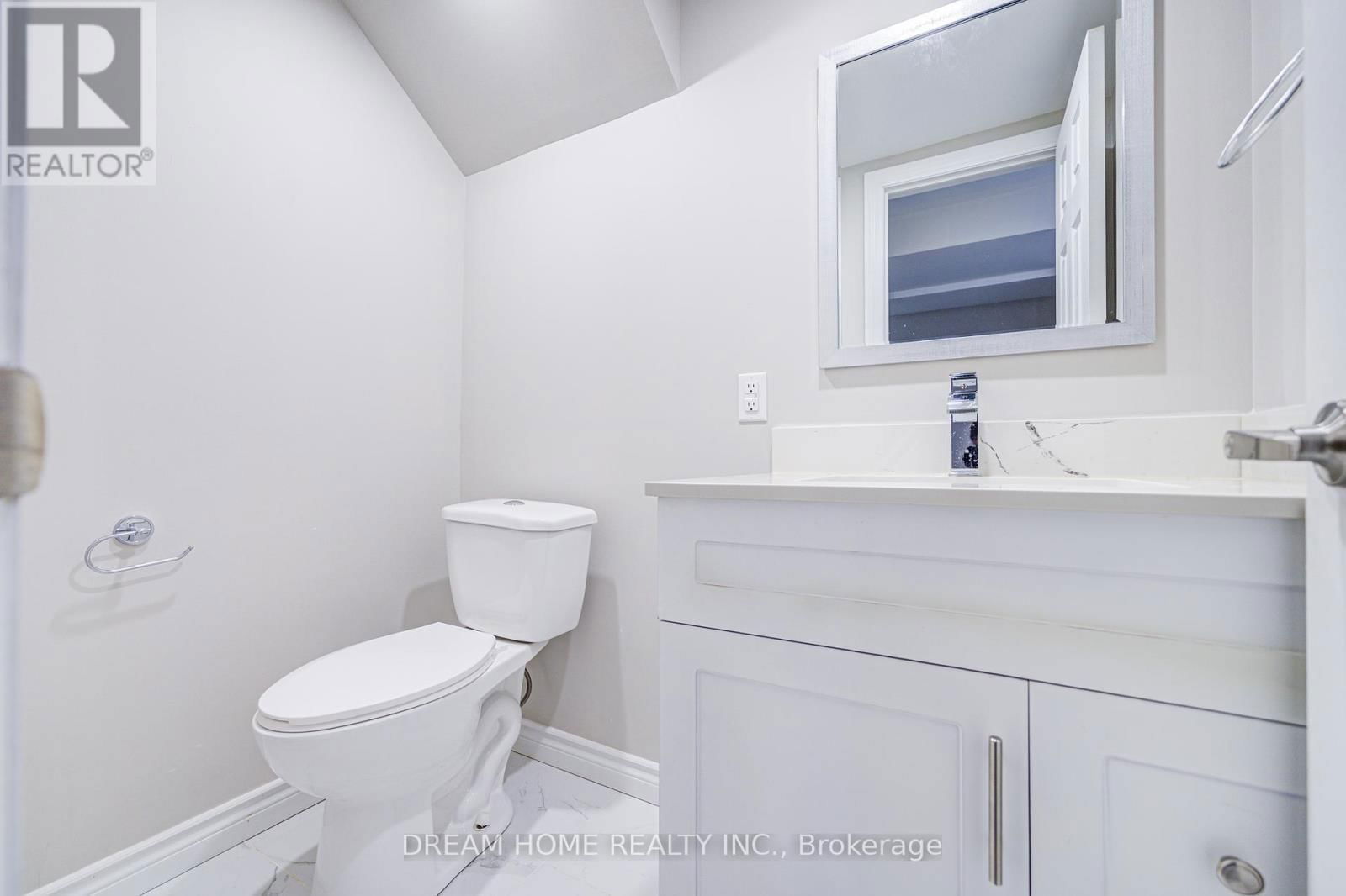 1323 SHAMIR CRESCENT Image 47