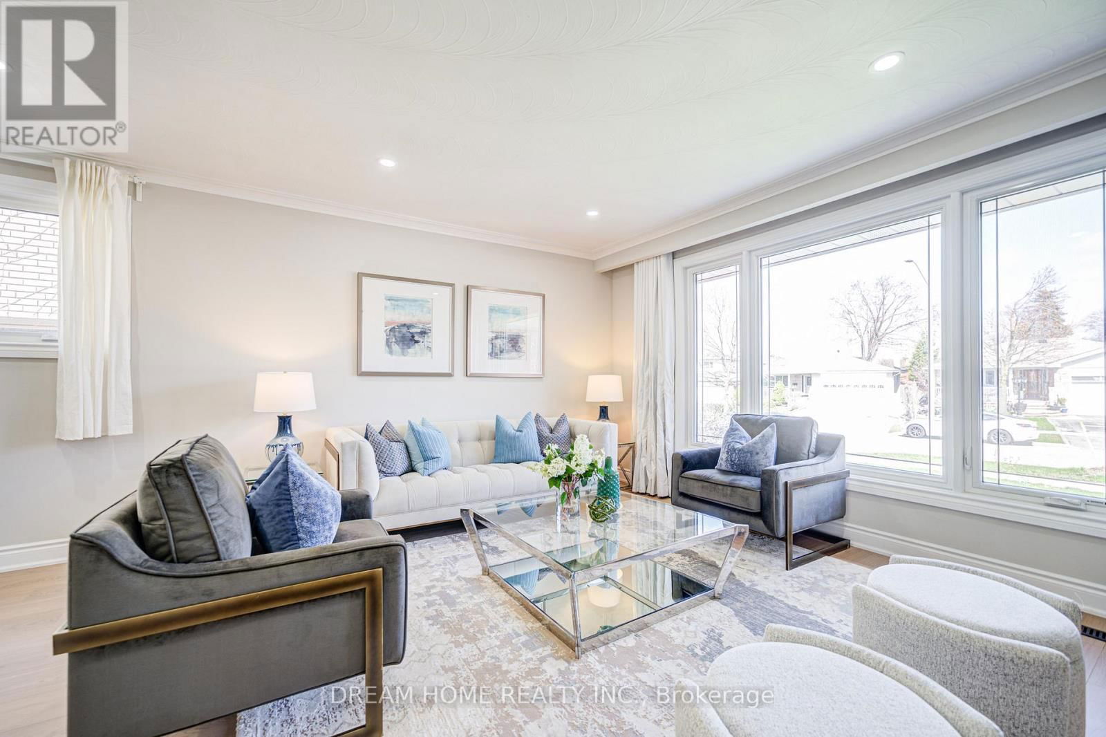 1323 SHAMIR CRESCENT Image 7