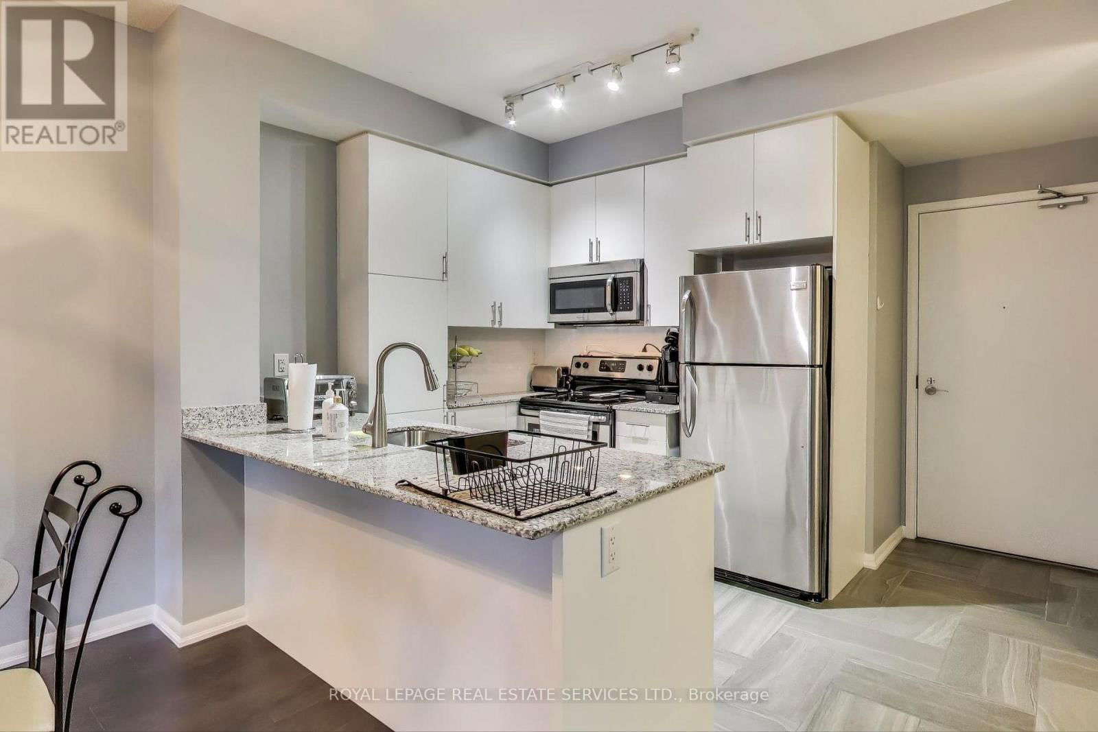 627 - 36 VIA BAGNATO AVENUE Image 12