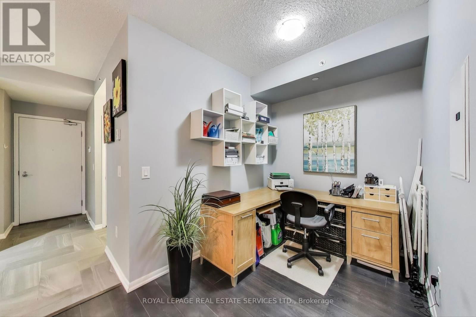 627 - 36 VIA BAGNATO AVENUE Image 14