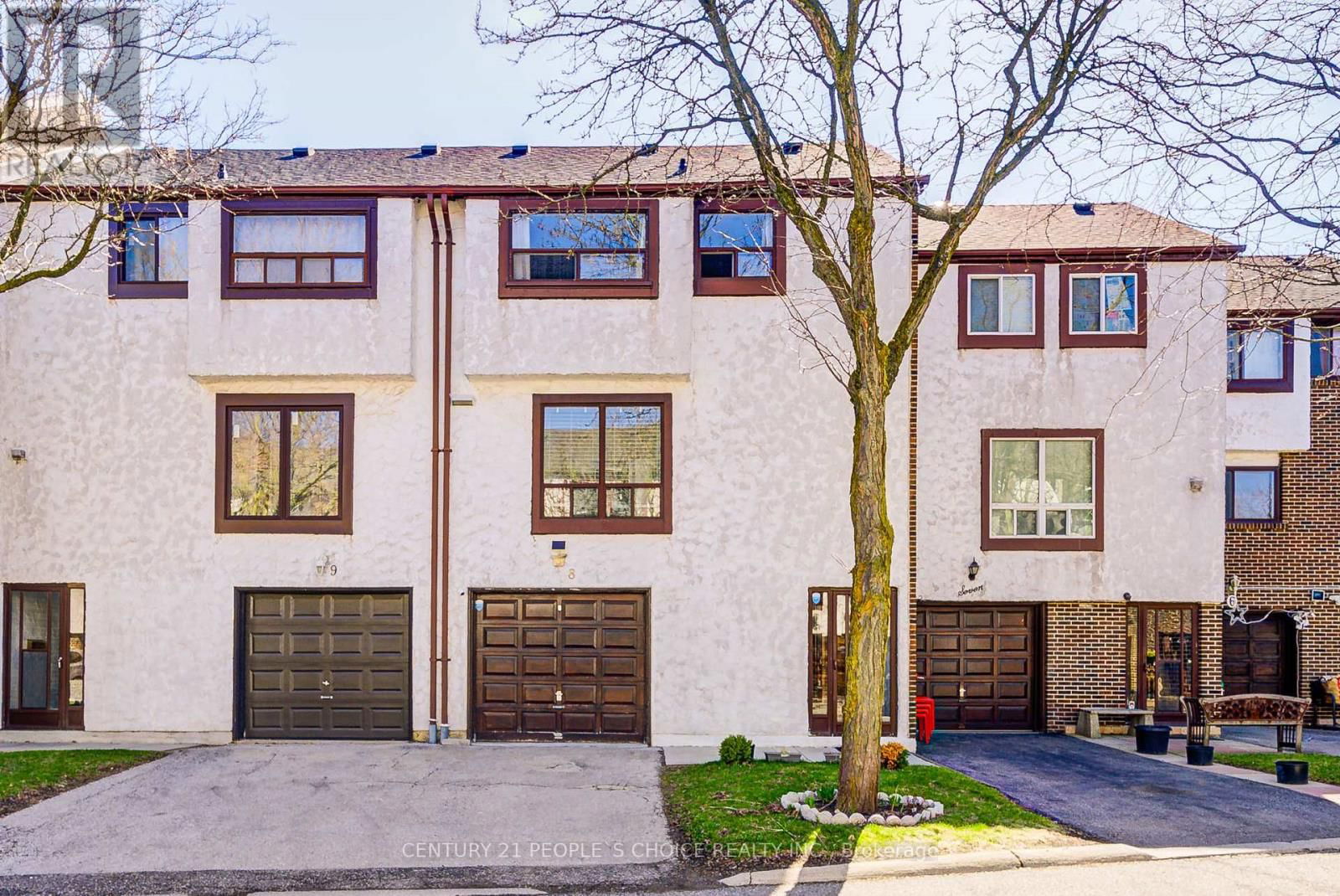 8 - 4020 BRANDON GATE DRIVE Image 1