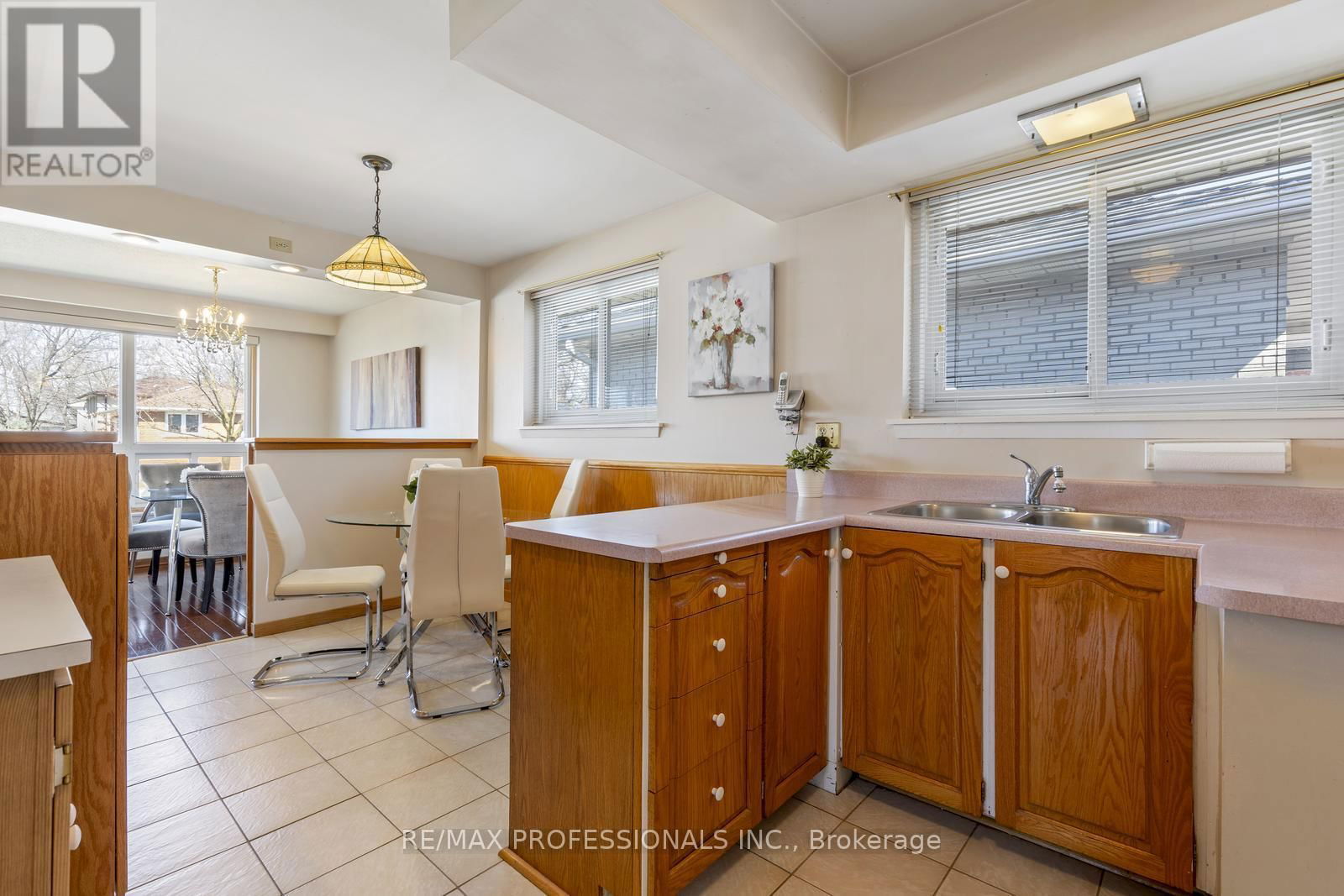 59 WARESIDE ROAD Image 15