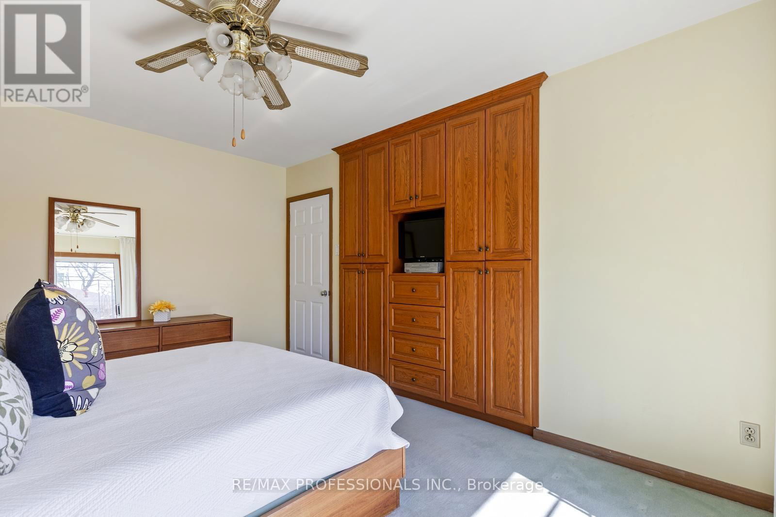 59 WARESIDE ROAD Image 21