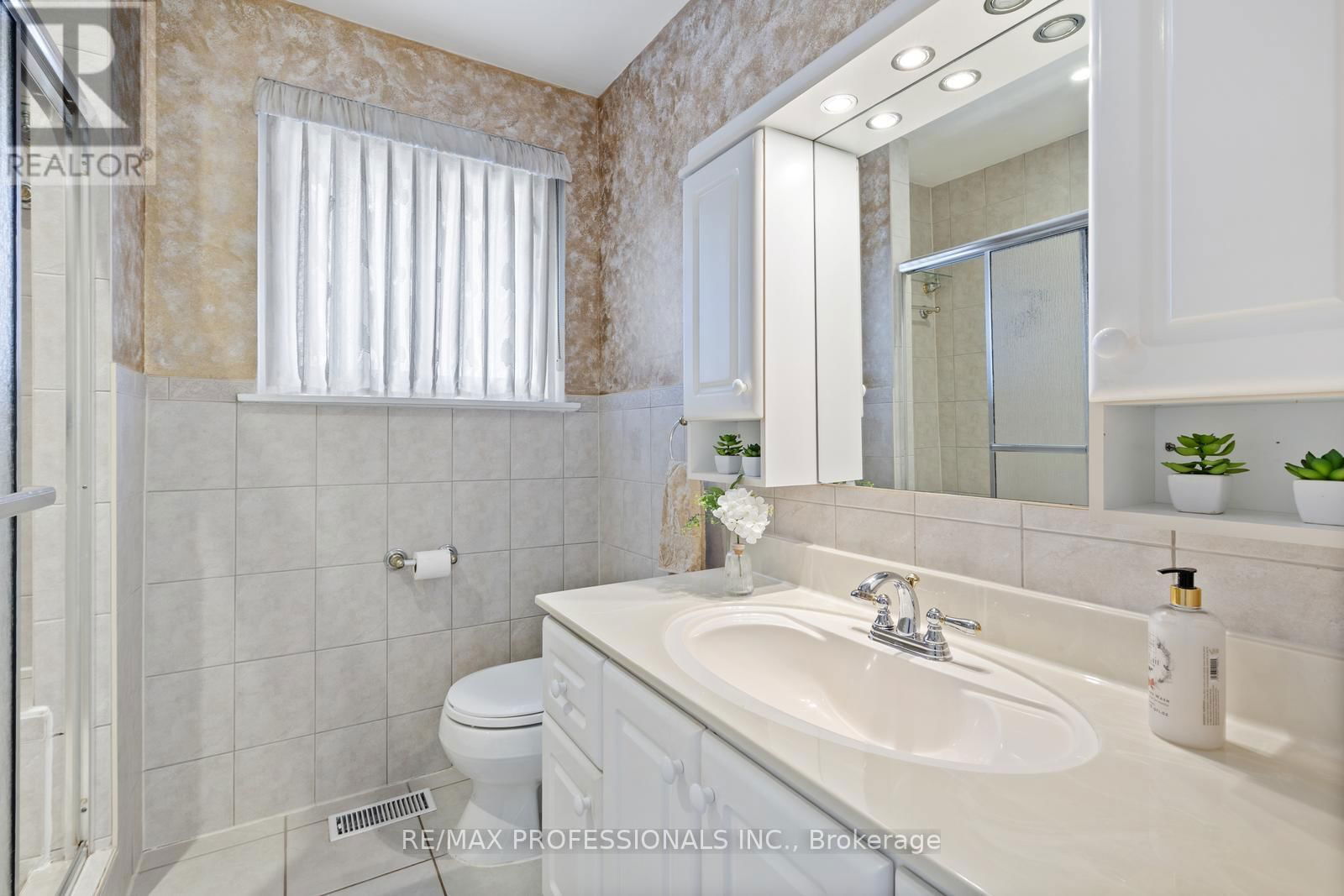 59 WARESIDE ROAD Image 22
