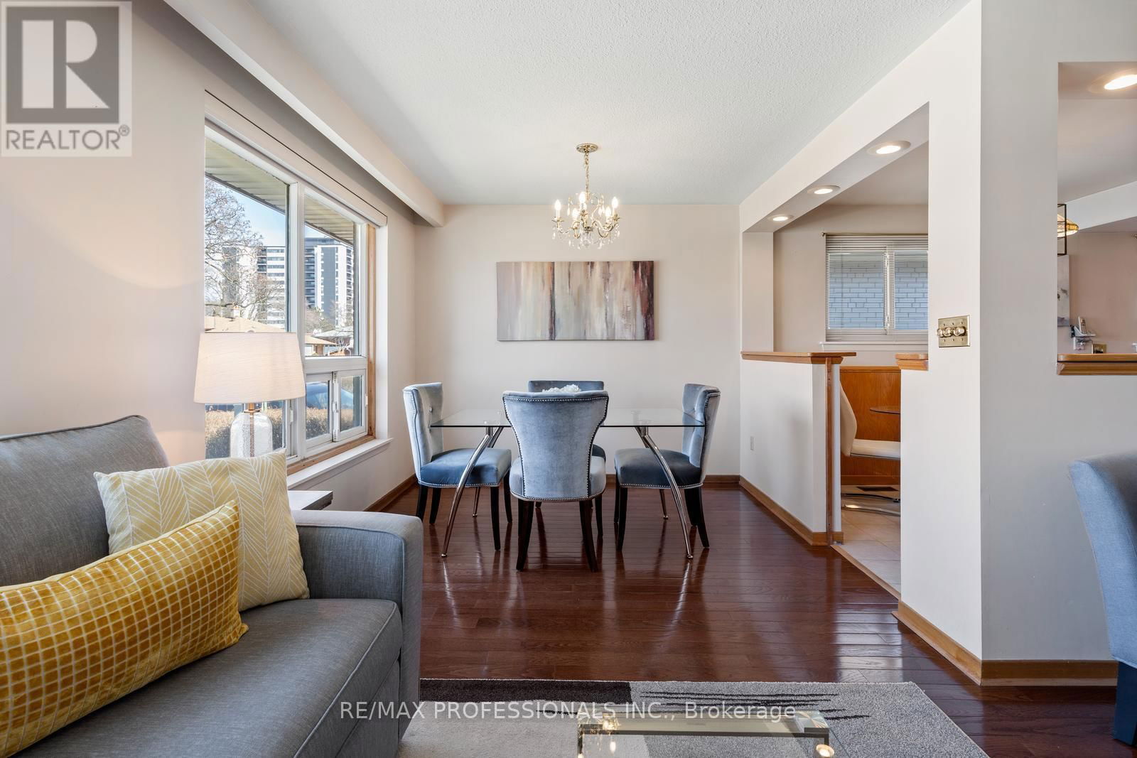 59 WARESIDE ROAD Image 8