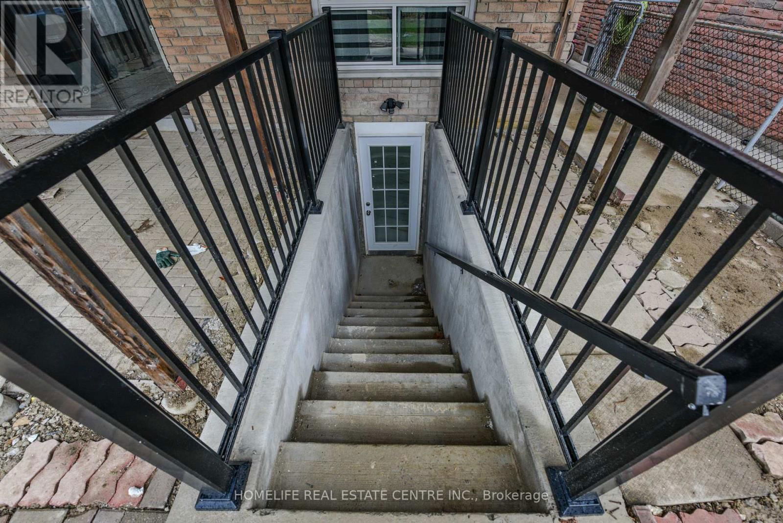 48 DAFOE CRESCENT Image 31