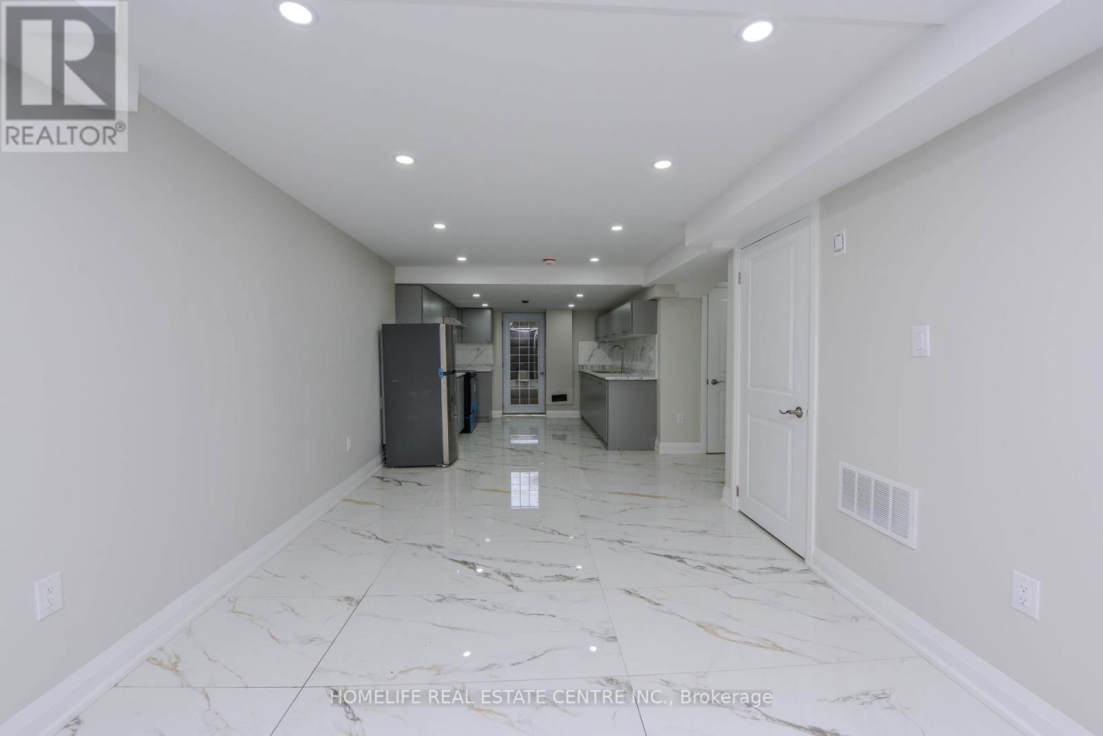 48 DAFOE CRESCENT Image 34