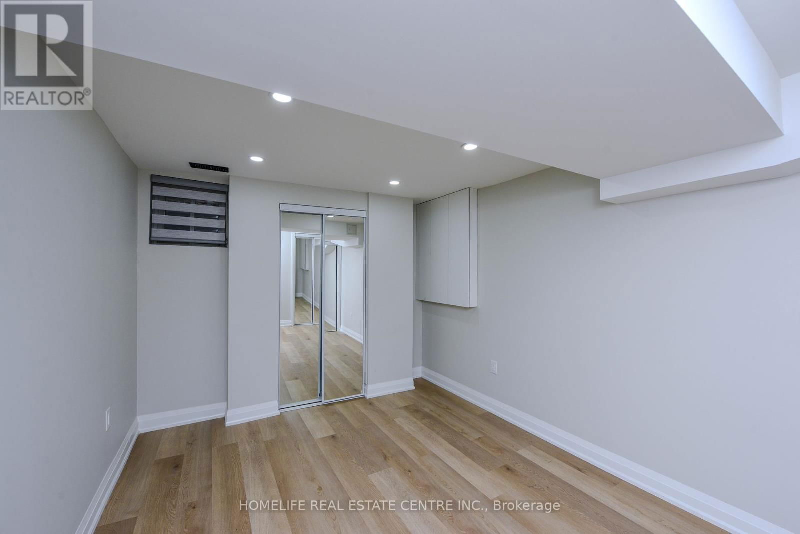 48 DAFOE CRESCENT Image 35