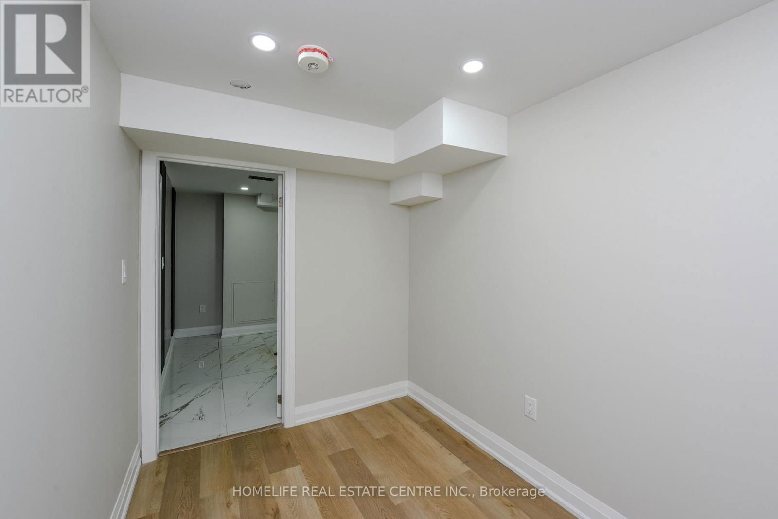 48 DAFOE CRESCENT Image 39